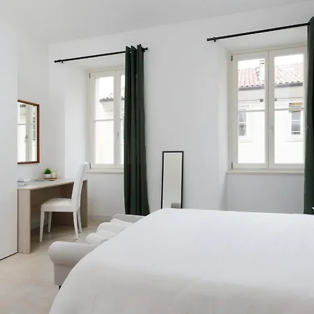 公寓 Rifugio Whitman, Con Parcheggio In Centro 的里雅斯特